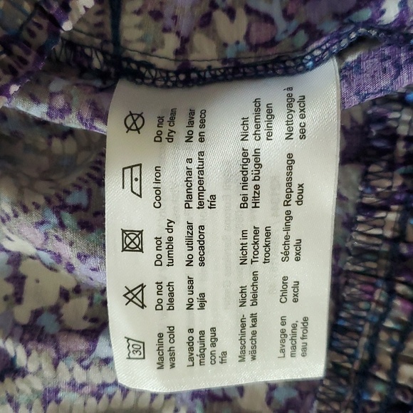 Esprit Paisley Long Sleeve Blouse - Picture 13 of 14